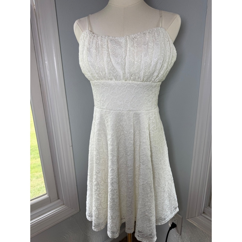 City Triangles White Lace Fit and Flare Dress Ruched Bodice Skater 6678-LA6A L